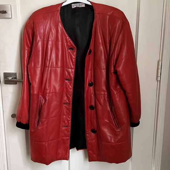 Yves Saint Laurent Rive Gauche Red Leather quilted jacket. velvet cuffs Large. - Picture 2 of 7